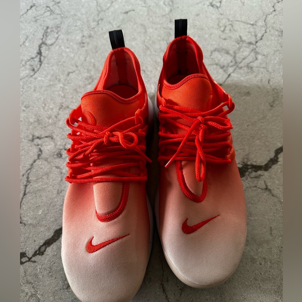 Nike Air Presto Size 11 womens